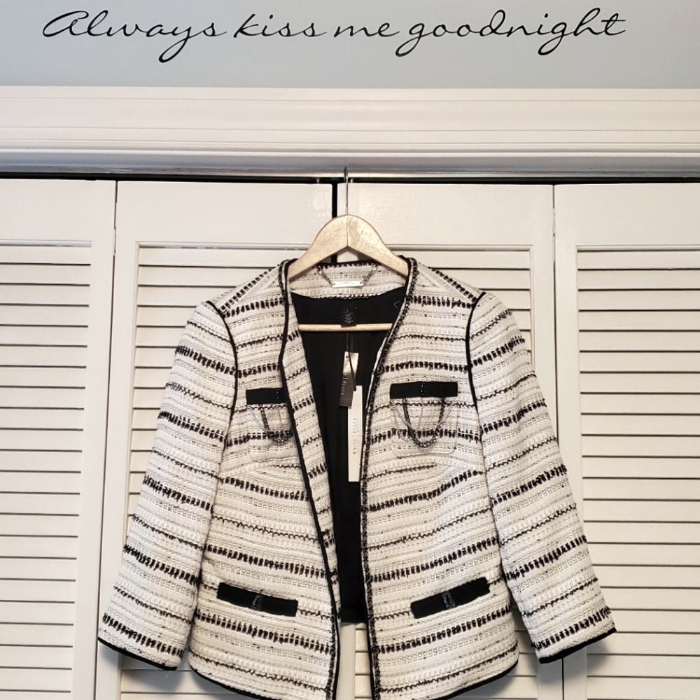 💥White House Black Market Jacket💥